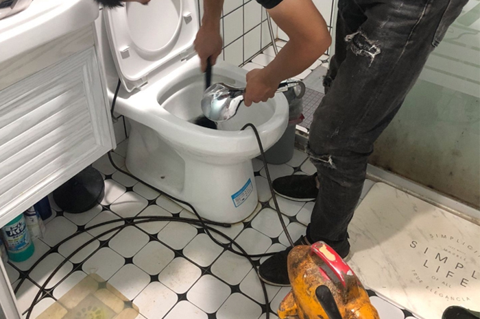 宛城疏通下水道